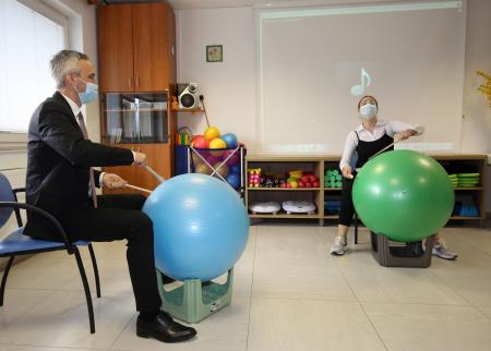 MINISTER JANEZ CIGLER KRALJ NA DELOVNEM OBISKU DEOS 35 FOTO LJUBO VUKELIČ